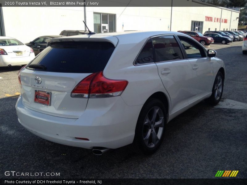 Blizzard White Pearl / Ivory 2010 Toyota Venza V6