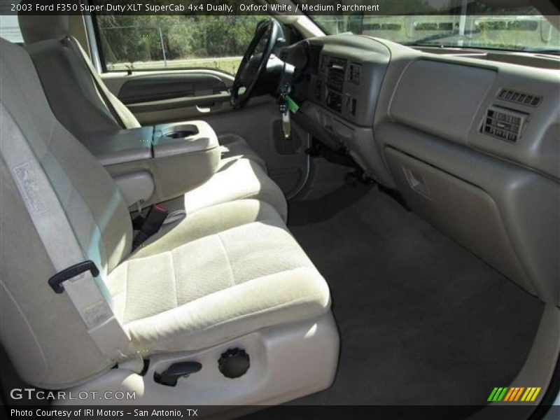 Oxford White / Medium Parchment 2003 Ford F350 Super Duty XLT SuperCab 4x4 Dually