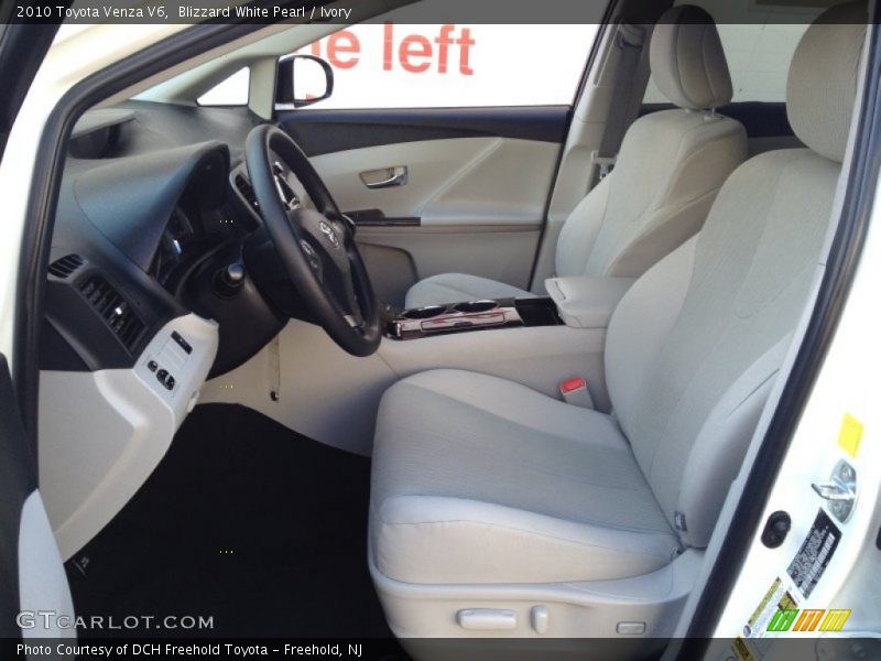 Blizzard White Pearl / Ivory 2010 Toyota Venza V6