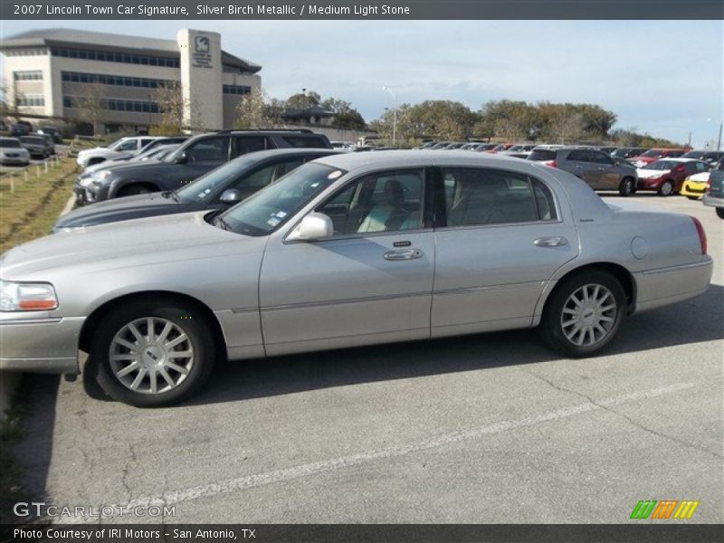 Silver Birch Metallic / Medium Light Stone 2007 Lincoln Town Car Signature