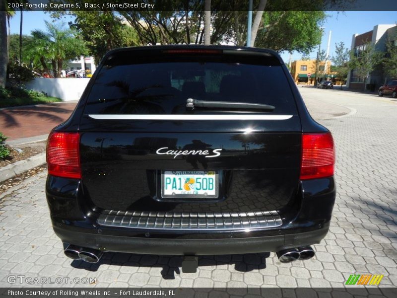 Black / Stone/Steel Grey 2004 Porsche Cayenne S