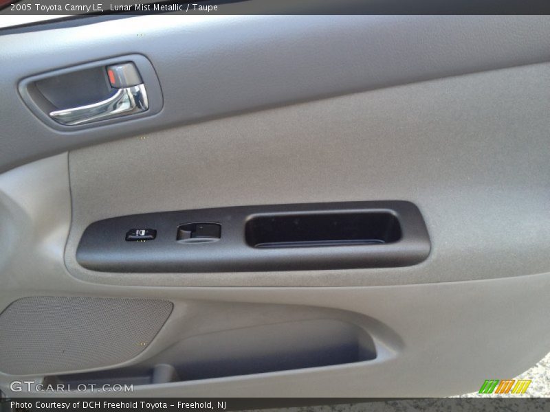 Lunar Mist Metallic / Taupe 2005 Toyota Camry LE