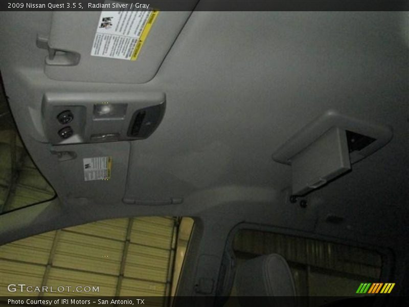 Radiant Silver / Gray 2009 Nissan Quest 3.5 S