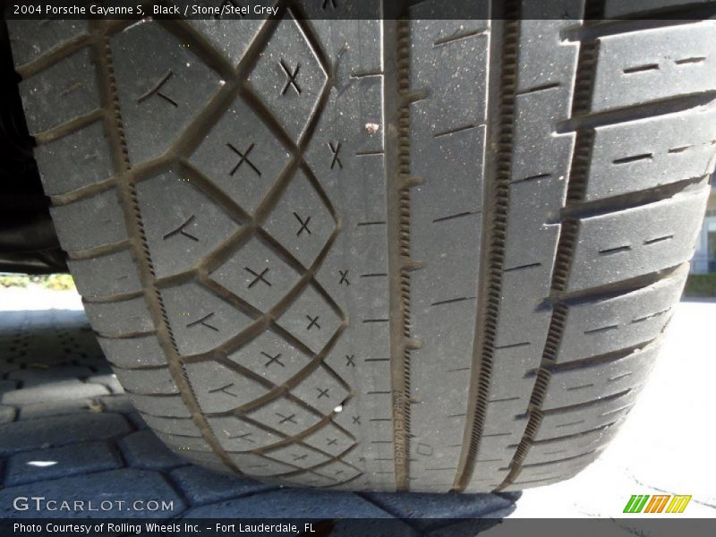 Black / Stone/Steel Grey 2004 Porsche Cayenne S