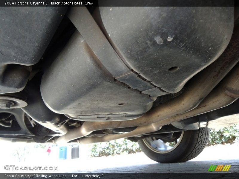 Black / Stone/Steel Grey 2004 Porsche Cayenne S