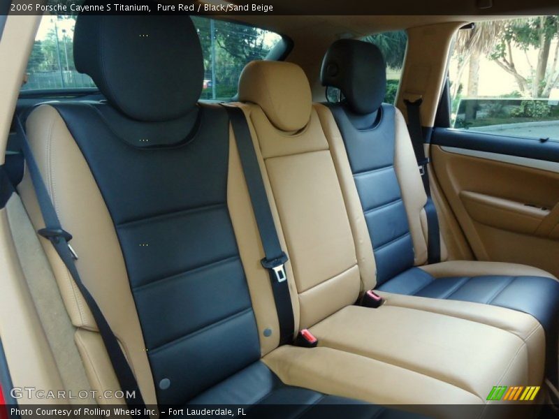 Rear Seat of 2006 Cayenne S Titanium