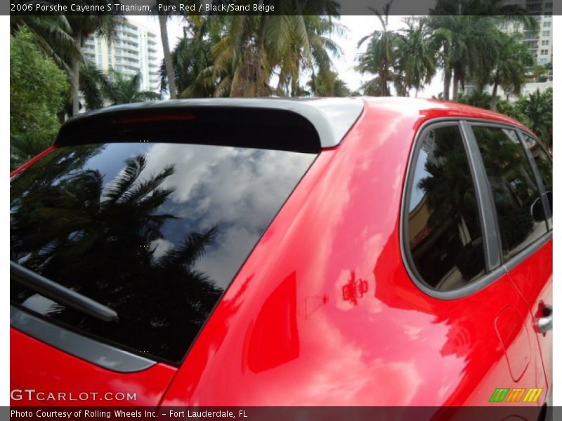 Pure Red / Black/Sand Beige 2006 Porsche Cayenne S Titanium