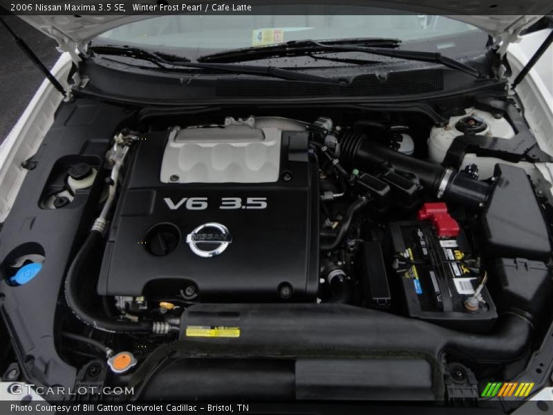 Winter Frost Pearl / Cafe Latte 2006 Nissan Maxima 3.5 SE