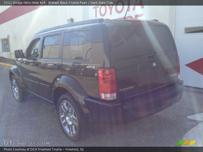 Brilliant Black Crystal Pearl / Dark Slate Gray 2011 Dodge Nitro Heat 4x4