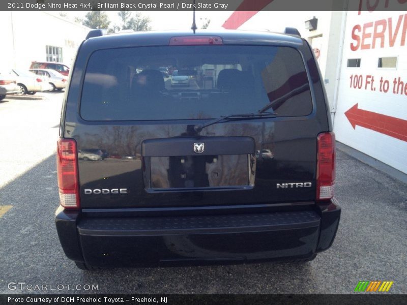 Brilliant Black Crystal Pearl / Dark Slate Gray 2011 Dodge Nitro Heat 4x4