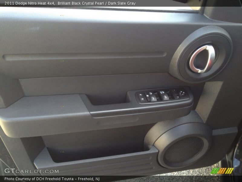 Brilliant Black Crystal Pearl / Dark Slate Gray 2011 Dodge Nitro Heat 4x4