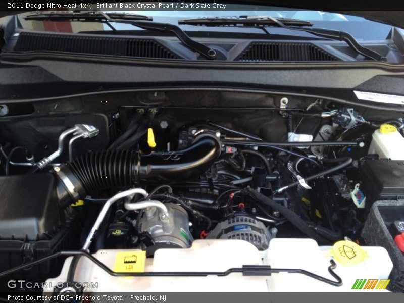 Brilliant Black Crystal Pearl / Dark Slate Gray 2011 Dodge Nitro Heat 4x4