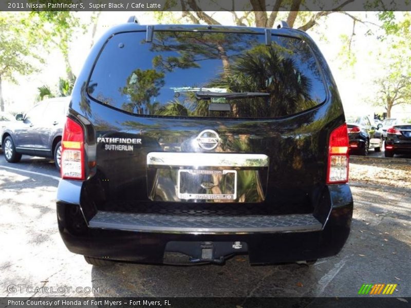 Super Black / Cafe Latte 2011 Nissan Pathfinder S