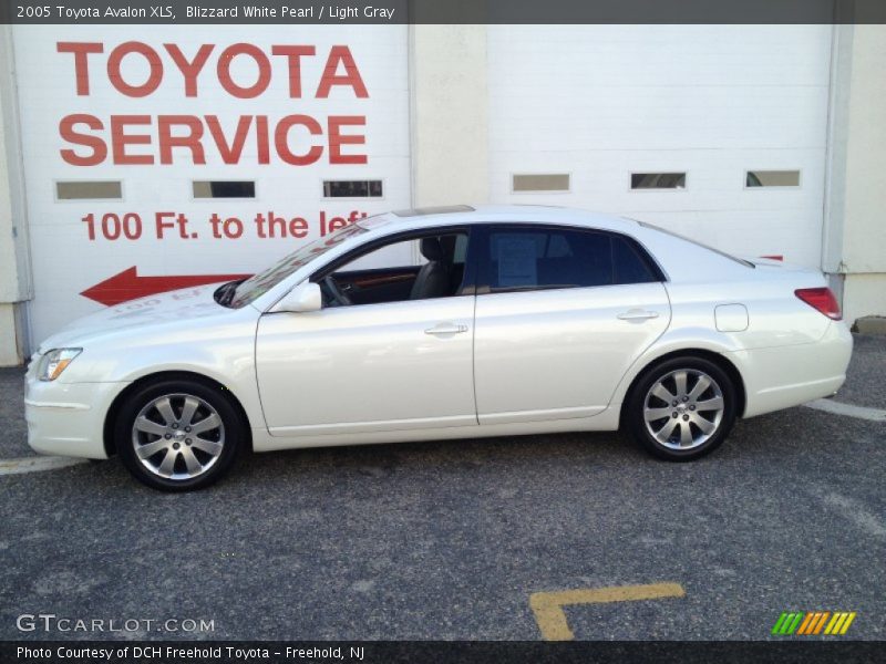 Blizzard White Pearl / Light Gray 2005 Toyota Avalon XLS