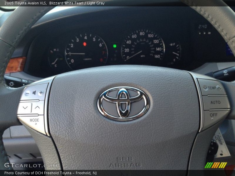Blizzard White Pearl / Light Gray 2005 Toyota Avalon XLS