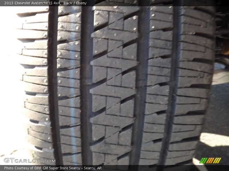 Black / Ebony 2013 Chevrolet Avalanche LS 4x4