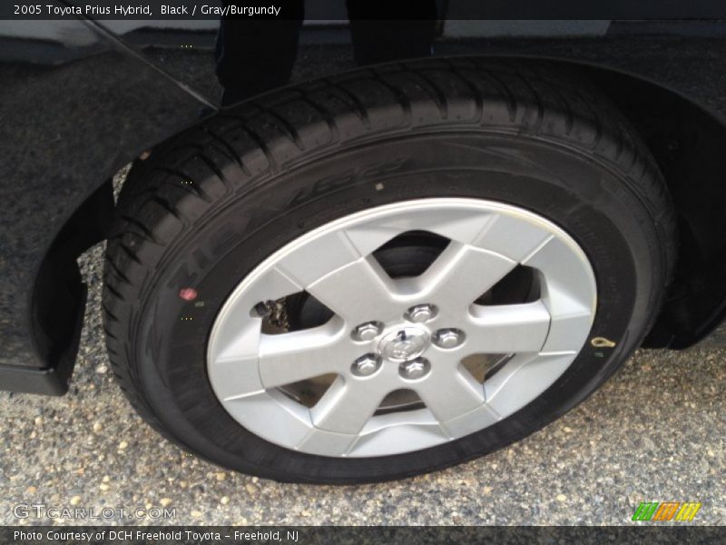 Black / Gray/Burgundy 2005 Toyota Prius Hybrid