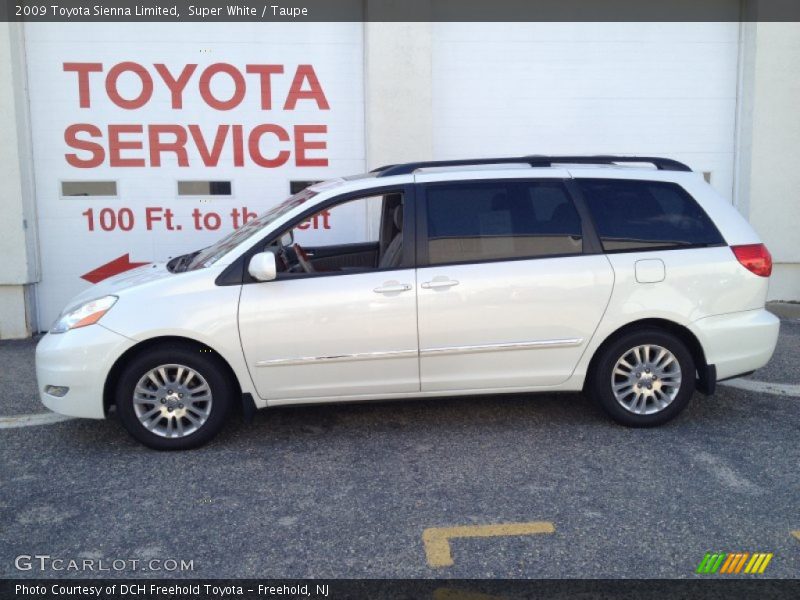 Super White / Taupe 2009 Toyota Sienna Limited