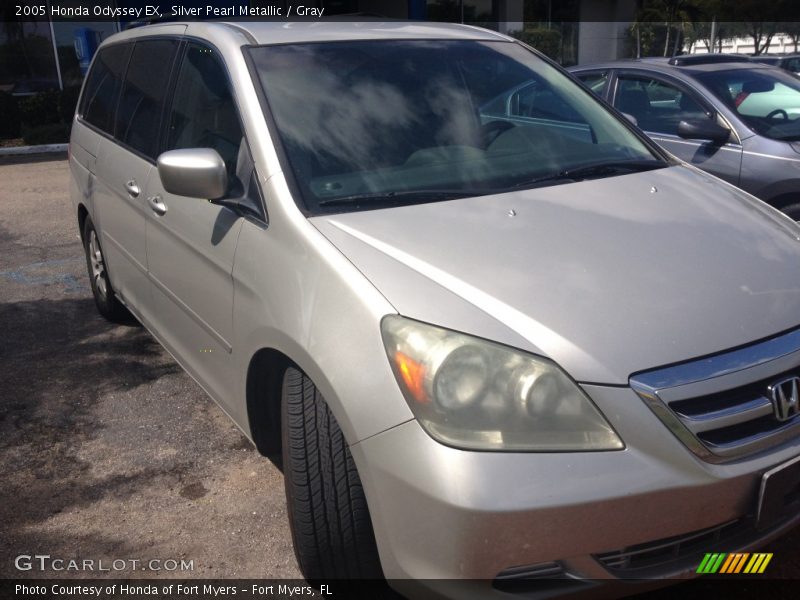 Silver Pearl Metallic / Gray 2005 Honda Odyssey EX