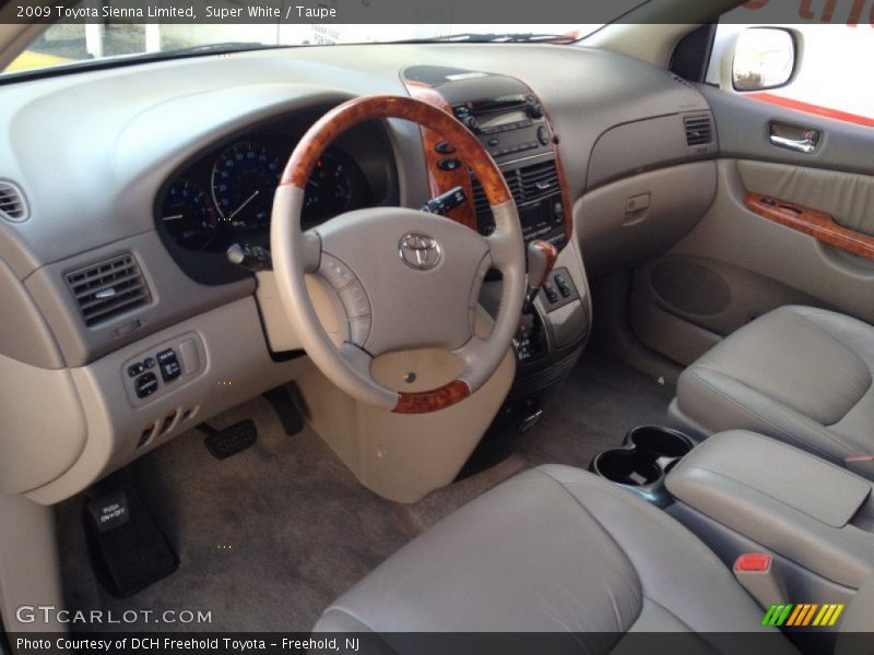 Super White / Taupe 2009 Toyota Sienna Limited