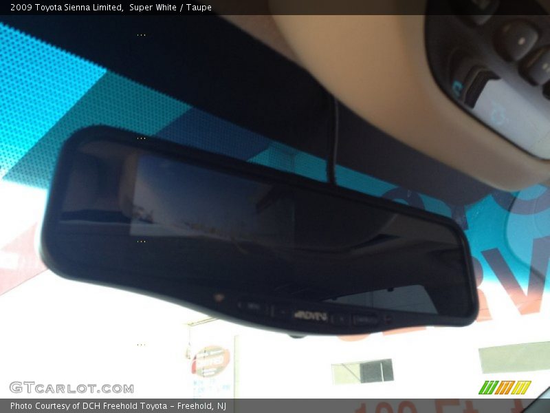 Super White / Taupe 2009 Toyota Sienna Limited