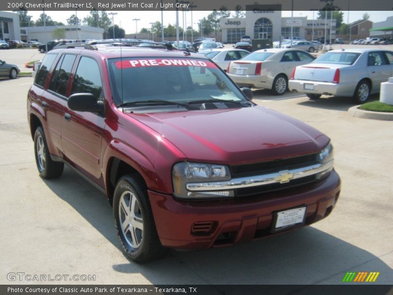 Red Jewel Tint Coat / Light Gray 2006 Chevrolet TrailBlazer LS