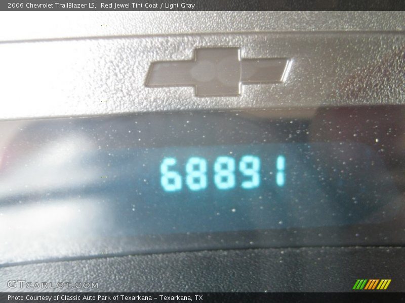 Red Jewel Tint Coat / Light Gray 2006 Chevrolet TrailBlazer LS