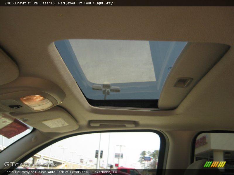 Red Jewel Tint Coat / Light Gray 2006 Chevrolet TrailBlazer LS