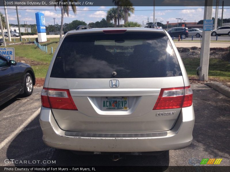 Silver Pearl Metallic / Gray 2005 Honda Odyssey EX