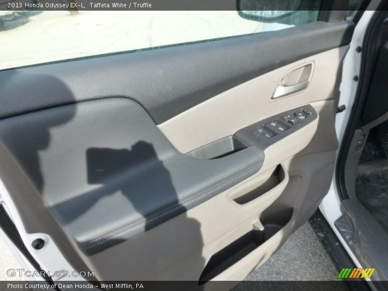 Taffeta White / Truffle 2013 Honda Odyssey EX-L