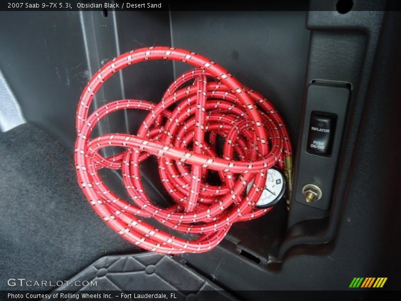 Obsidian Black / Desert Sand 2007 Saab 9-7X 5.3i