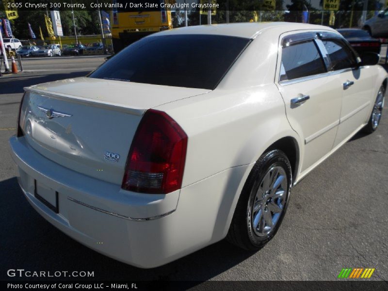 Cool Vanilla / Dark Slate Gray/Light Graystone 2005 Chrysler 300 Touring