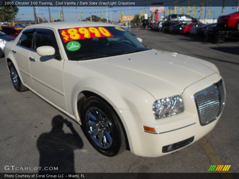 Cool Vanilla / Dark Slate Gray/Light Graystone 2005 Chrysler 300 Touring