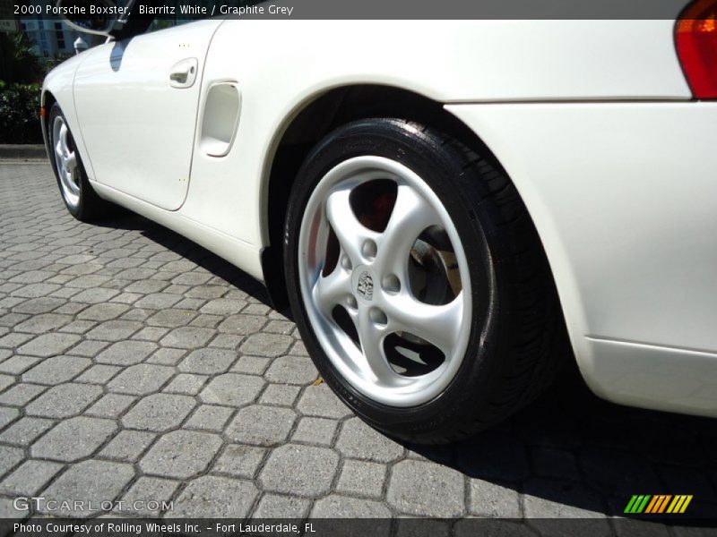 Biarritz White / Graphite Grey 2000 Porsche Boxster