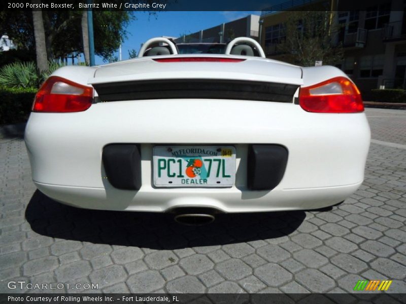 Biarritz White / Graphite Grey 2000 Porsche Boxster