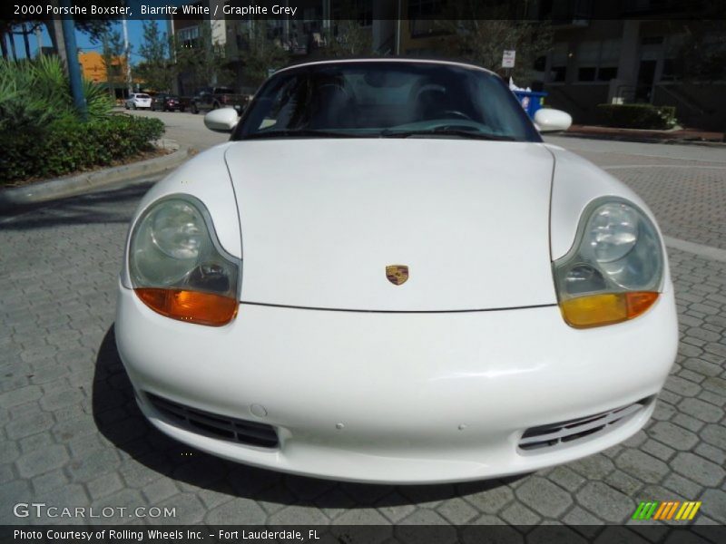 Biarritz White / Graphite Grey 2000 Porsche Boxster