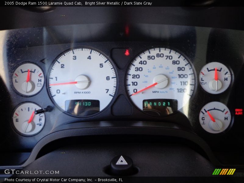 Bright Silver Metallic / Dark Slate Gray 2005 Dodge Ram 1500 Laramie Quad Cab