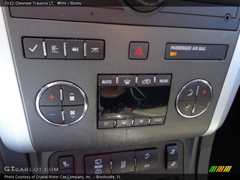 White / Ebony 2012 Chevrolet Traverse LT