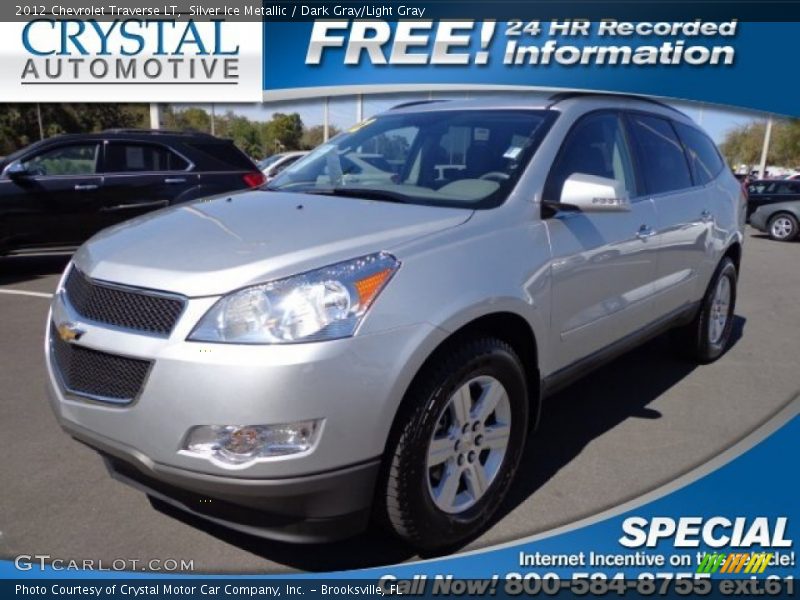 Silver Ice Metallic / Dark Gray/Light Gray 2012 Chevrolet Traverse LT