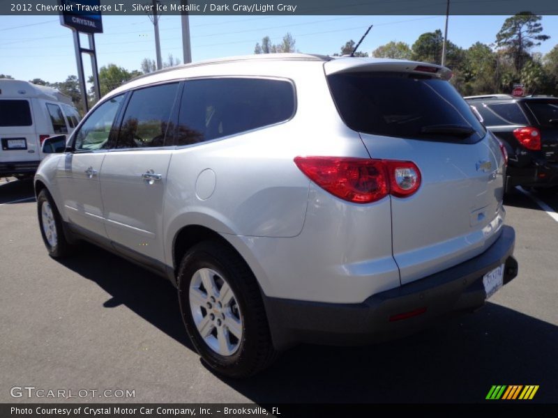 Silver Ice Metallic / Dark Gray/Light Gray 2012 Chevrolet Traverse LT