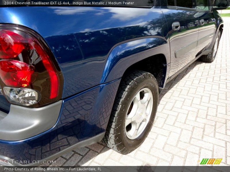 Indigo Blue Metallic / Medium Pewter 2004 Chevrolet TrailBlazer EXT LS 4x4