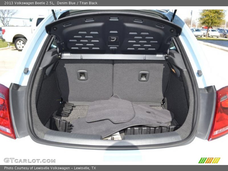 Denim Blue / Titan Black 2013 Volkswagen Beetle 2.5L
