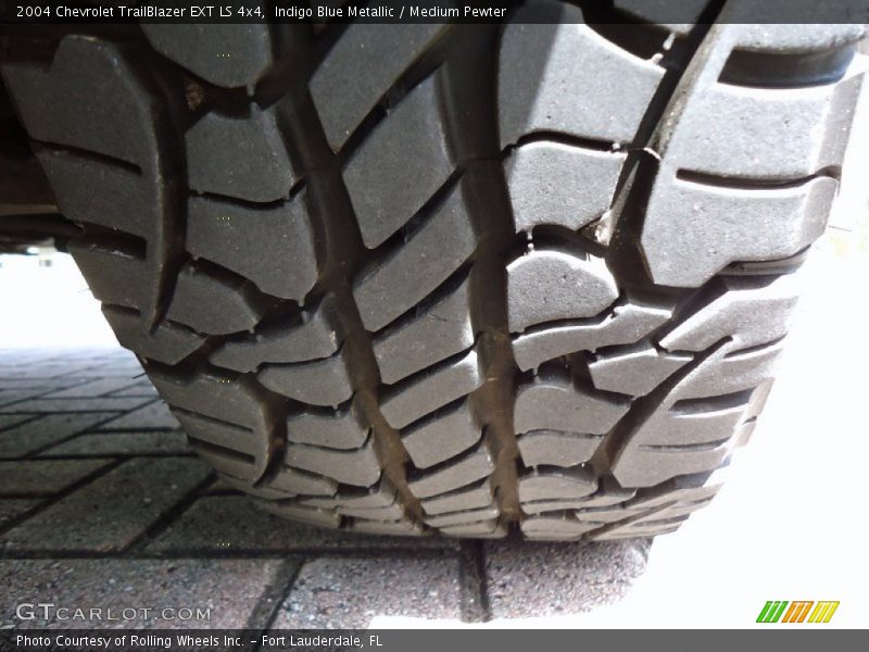 Indigo Blue Metallic / Medium Pewter 2004 Chevrolet TrailBlazer EXT LS 4x4