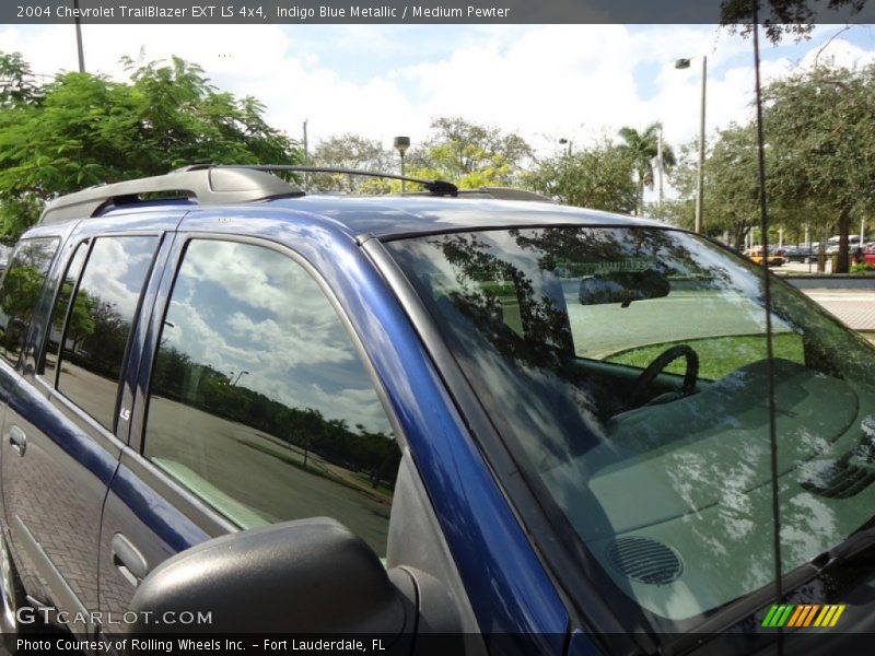 Indigo Blue Metallic / Medium Pewter 2004 Chevrolet TrailBlazer EXT LS 4x4