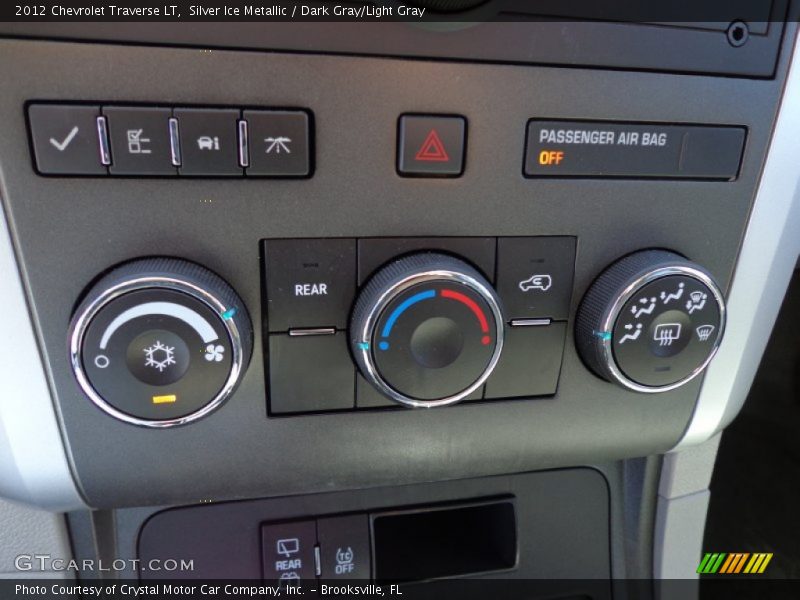 Silver Ice Metallic / Dark Gray/Light Gray 2012 Chevrolet Traverse LT
