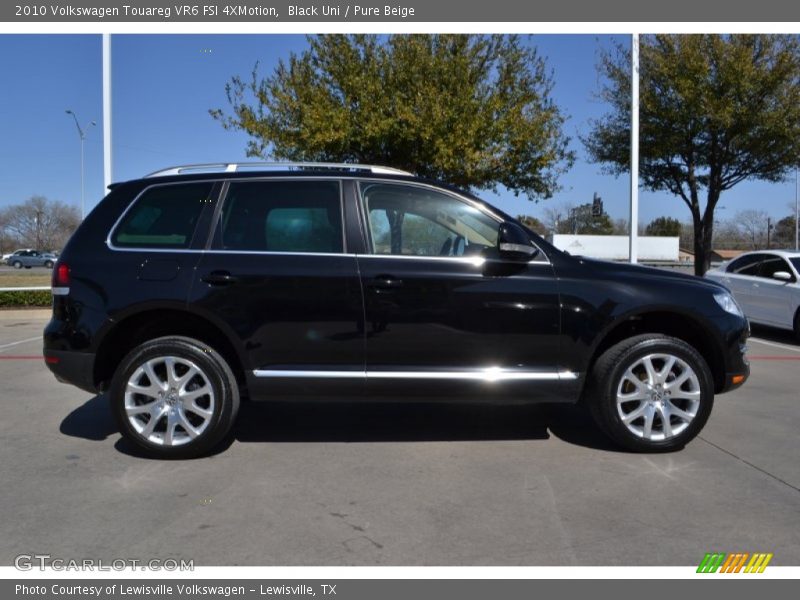 Black Uni / Pure Beige 2010 Volkswagen Touareg VR6 FSI 4XMotion