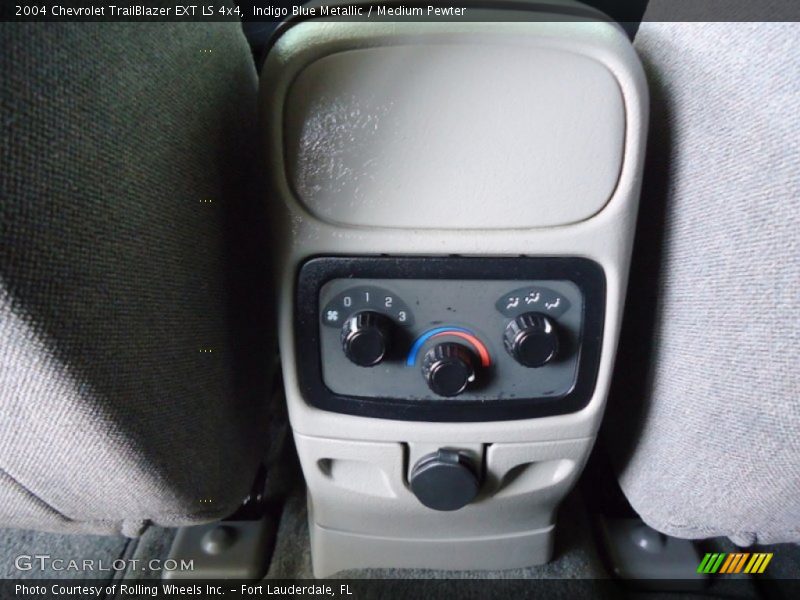 Indigo Blue Metallic / Medium Pewter 2004 Chevrolet TrailBlazer EXT LS 4x4