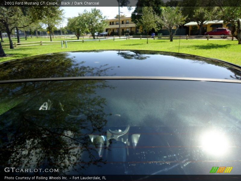 Black / Dark Charcoal 2001 Ford Mustang GT Coupe