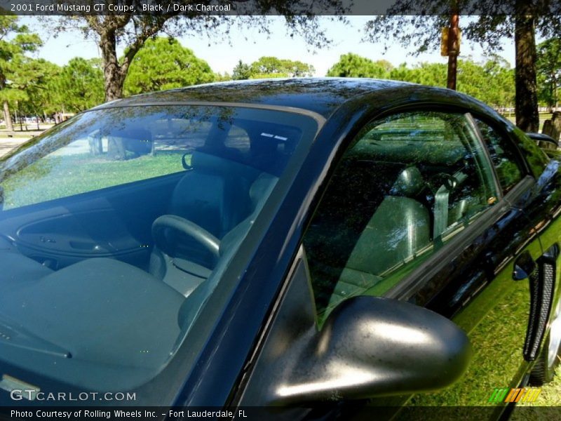 Black / Dark Charcoal 2001 Ford Mustang GT Coupe