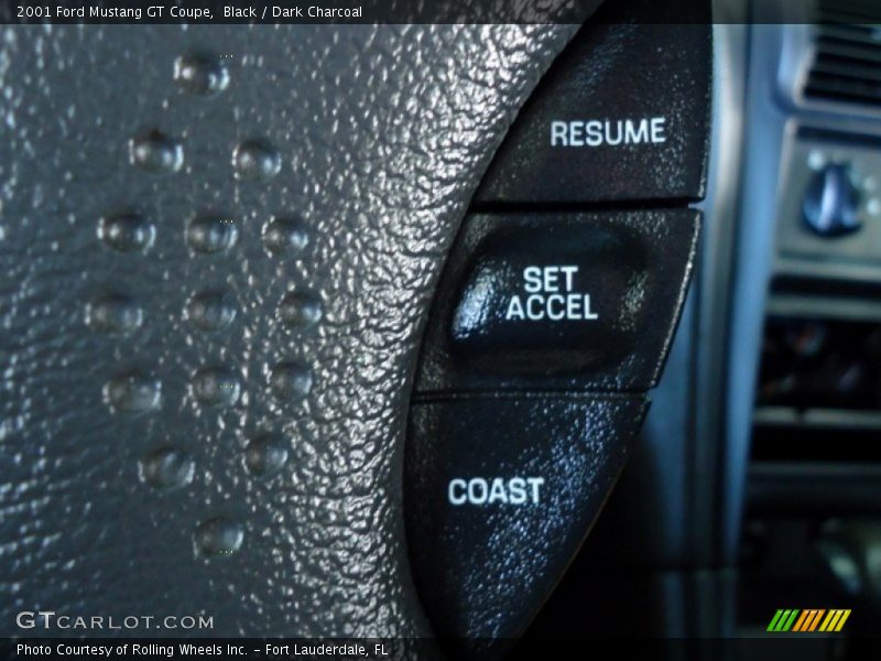 Black / Dark Charcoal 2001 Ford Mustang GT Coupe